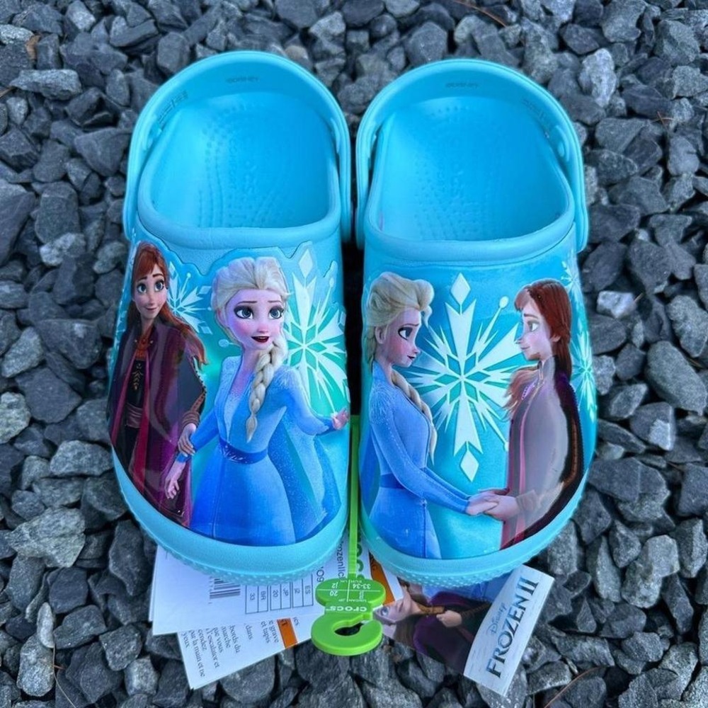 Crocs Disney Frozen Size J2 NWT Brand‎ new with tags
